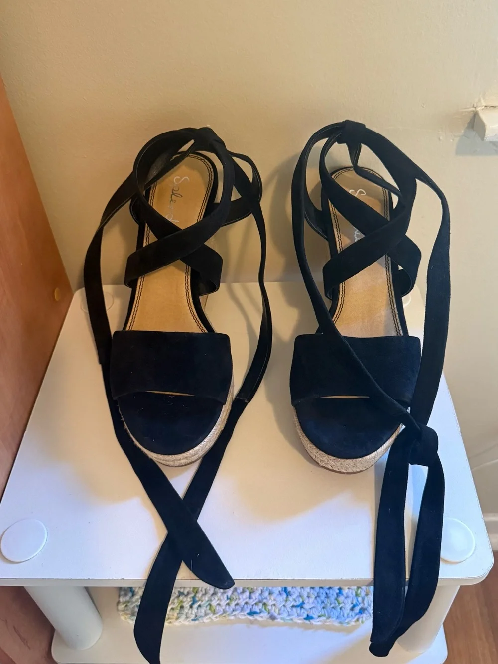 Splendid strappy suede